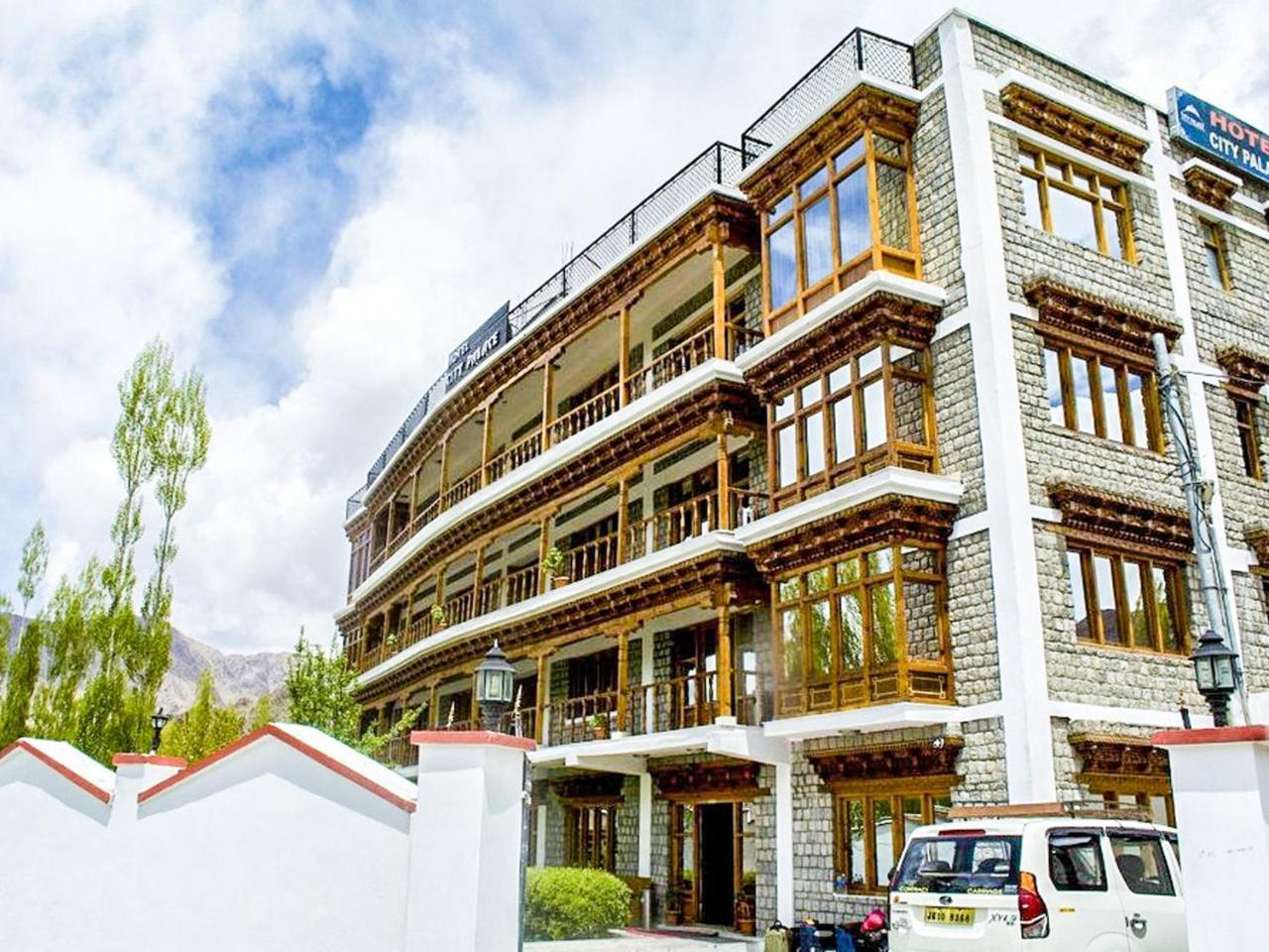 Hotel City Palace Leh Buitenkant foto